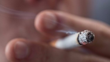 Federal government to ban smoking in public housing